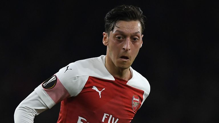 Gaji Ozil terlalu besar untuk Arsenal